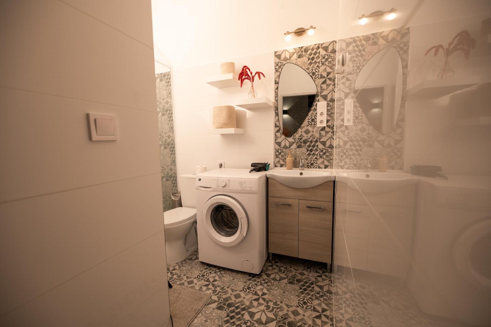 Danube Dwelling Rozsa 99 Lejlighed Budapest Eksteriør billede